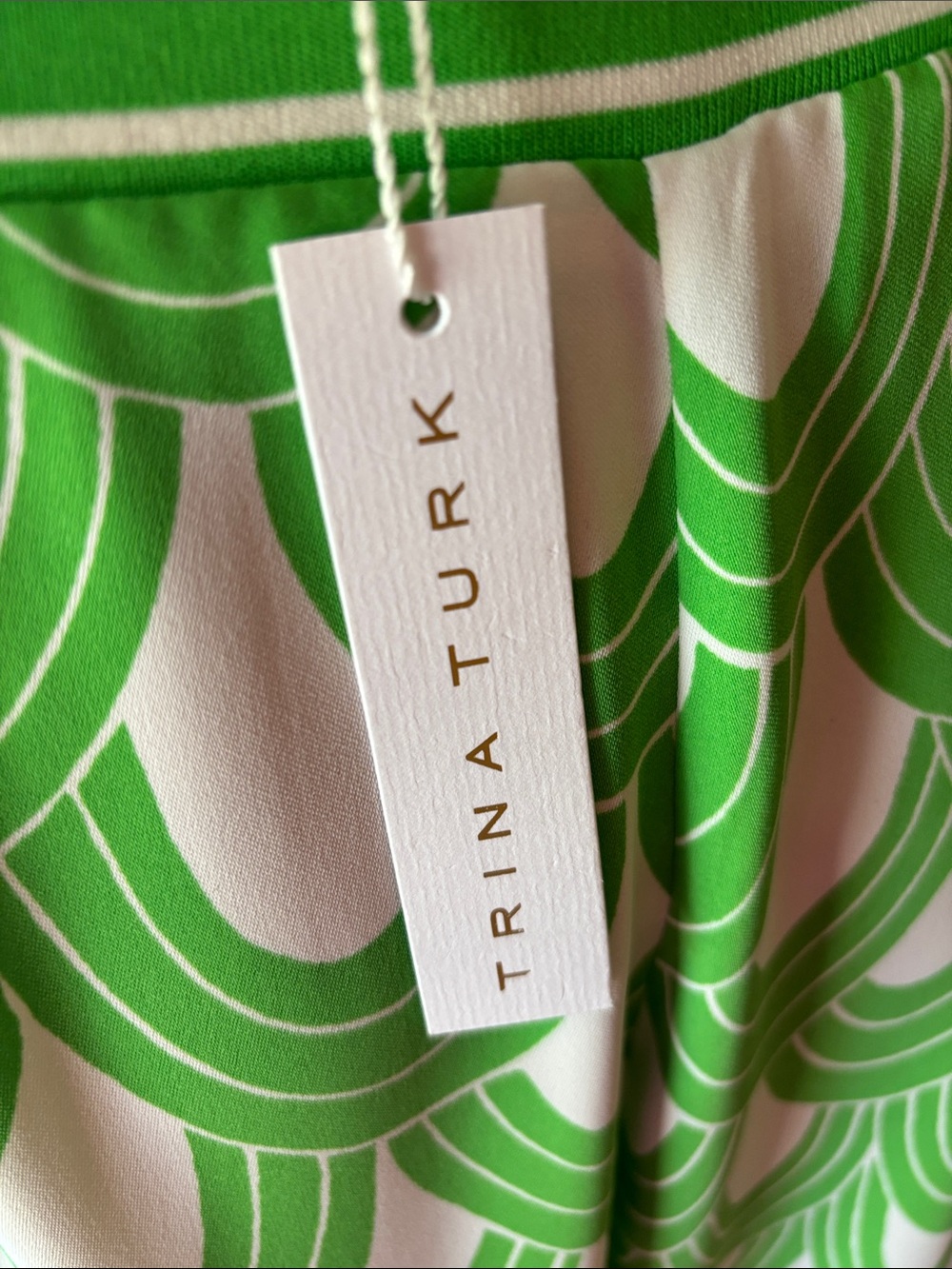 Green Scallop-Pattern Wide Leg Pants each item sold separate - Picture 5 of 8